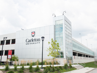 UNIVERSITÉ CARLETON GARAGE OTTAWA